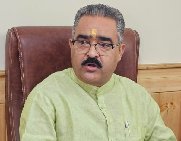बिक्रम ठाकुर।