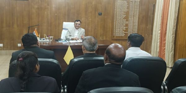 प्रधान जिला जज ने की एलएडीसी के कार्यों की समीक्षा