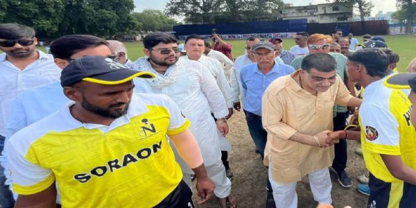 नीलम करवरिया कप टी-20 क्रिकेट प्रतियोगिता के पहले दिन सोरांव और शहर दक्षिणी विधानसभा को मिली जीत