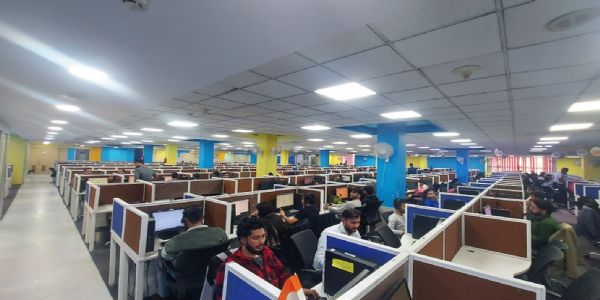 एनएसबी बीपीओ से आईपीओ निवेशक हुए निराश, मजबूत होने के बाद लुढ़के शेयर
