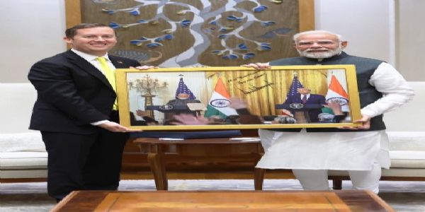 भारत में अमेरिका के राजदूत सर्जियो गोर शनिवार को प्रधानमंत्री नरेन्द्र मोदी से मुलाकात के दौरान