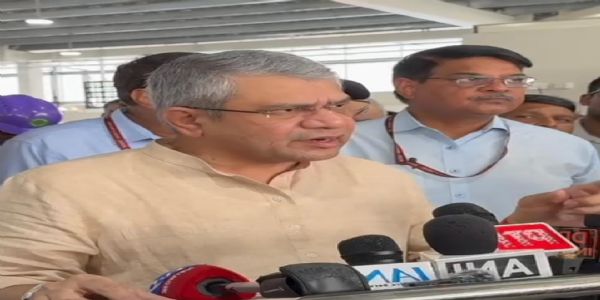 केन्द्रीय मंत्री अश्विनी वैष्णव
