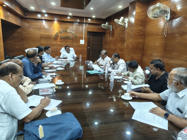 बैठक की तस्वीर