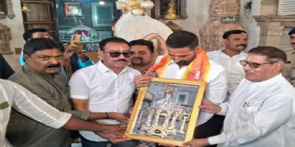 बॉलीवुड एक्टर अक्षय कुमार