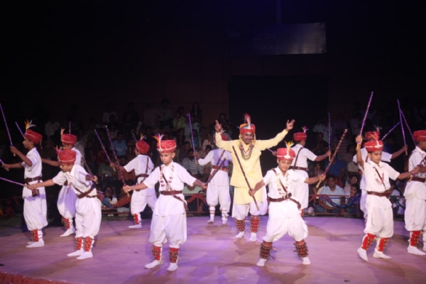 जवाहर कला केंद्र में लोकरंग समारोह:सोंगी मुखवटे के साथ पौराणिक कथाएं हुई साकार