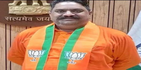 भाजपा के कार्यों का फीता काट रहे मुकेश : लक्खी