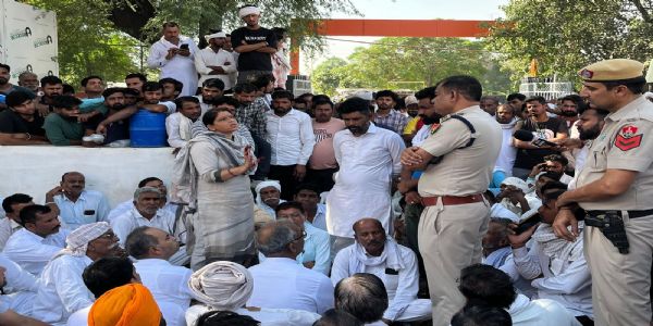 नहर में तैरता मिला सिरसा कोर्ट के टाइपिस्ट का शव, नहीं हुआ पोस्टमार्टम
