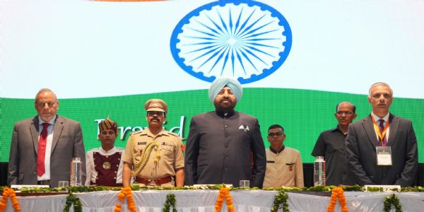 विकास और पर्यावरण का एक-दूसरे के पूरक बनाना ही सतत विकास है: राज्यपाल