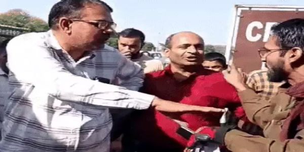 फतेहाबाद : परिचालक ने बस में कुत्ते की नहीं काटी टिकट ताे फ्लाइंग के साथ हुआ हंगामा