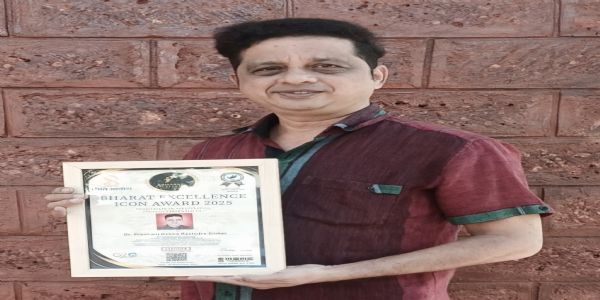 ठाणे के पर्यावरणविद् डॉ. प्रशांत 