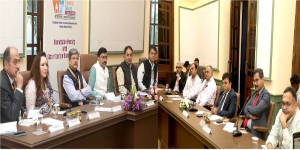 एमपी ट्रैवल मार्ट में हुई बी2बी बैठकें, देश-विदेश के पर्यटन निवेशक व टूर ऑपरेटर हुए शामिल