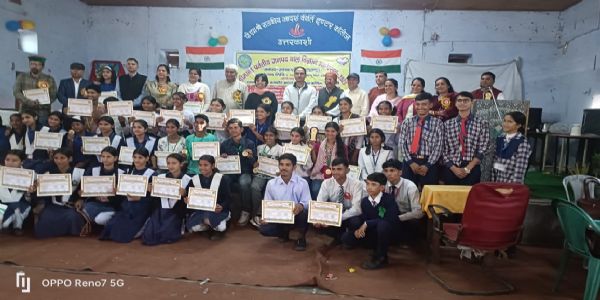 राज्य स्तरीय सीमांत पर्वतीय बाल विज्ञान महोत्सव, छात्रों ने उकेरा हुनर