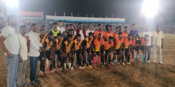 फुटबॉल टूर्नामेंट में अंश क्लब ने पीके ब्रदर्स को मात देकर जीता खिताब