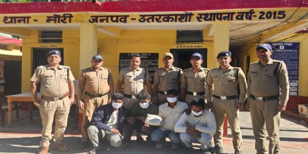 संगठित गिरोह के चार चरस तस्कर गिरफ्तार