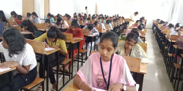 धमतरी जिले में 11,580 विद्यार्थियों ने दी संस्कृति ज्ञान परीक्षा