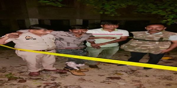 25 हजार का इनामी अपराधी करण मुठभेड़ में गिरफ्तार, पैर में लगी गोली
