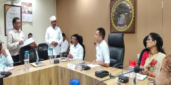 दमोह: कलेक्टर के साप्ताहिक समाधान में सात मामलों में चार का तत्काल निपटारा किया