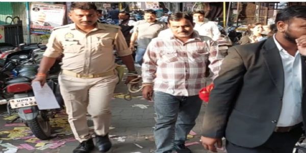 अरविंद हत्याकांड : पुलिस को चकमा देकर एक माह बाद मुख्य हत्यारोपित ने न्यायालय में किया समर्पण