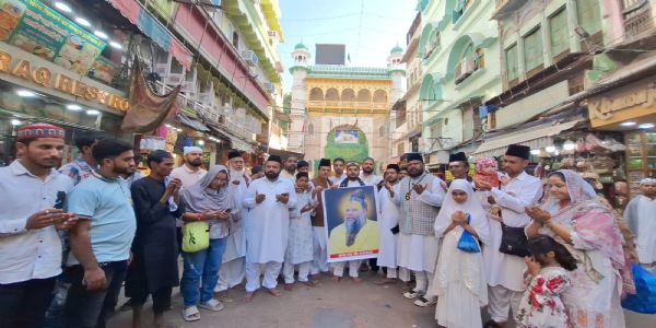 अजमेर दरगाह पर प्रेमानंद जी महाराज के स्वास्थ्य के लिए की जा रही दुआएं