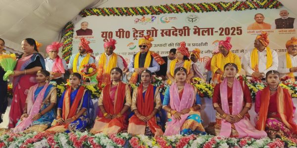 स्वदेशी सामानों की खरीददारी से होता है रोजगार सृजन : मनोरमा मौर्या