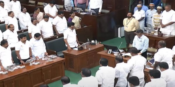 विधायकों के निधन पर शोक प्रस्ताव पारित होने के बाद तमिलनाडु विधानसभा कल तक के लिए स्थगित