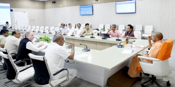 ग्राम पंचायतें केवल प्रशासनिक इकाइयां नहीं, ग्रामीण विकास की आत्मा हैं : मुख्यमंत्री याेगी