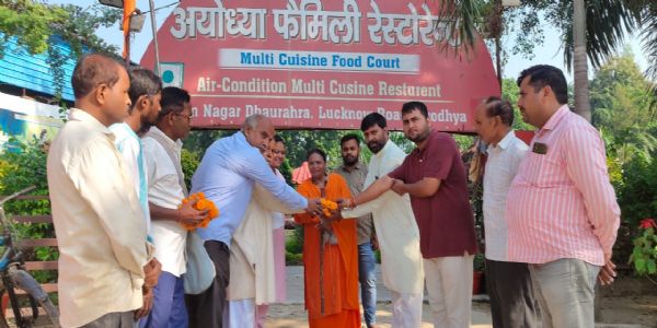 बारह ज्योतिर्लिंगों के दर्शन के लिए पैदल अकेली चल रही साध्वी, पहुंची अयोध्या