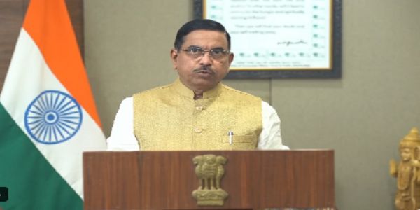 बीआईएस को उपभोक्ता पहल और आउटरीच को मजबूत करना चाहिए: प्रल्हाद जोशी