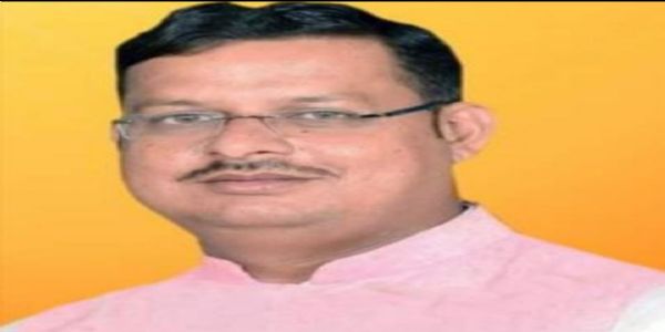 सैलून तोड़फोड़ मामले पर पूर्व भाजपा नेता ने जताया आक्रोश
