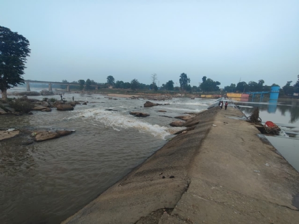 मछली मारते समय युवक डूबकर लापता, अंधेरा छाने से थमा रेस्क्यू ऑपरेशन