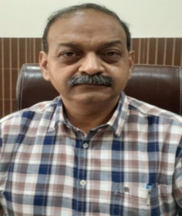 फाइल फोटो : सीएमओ डॉ. अखिलेश मोहन