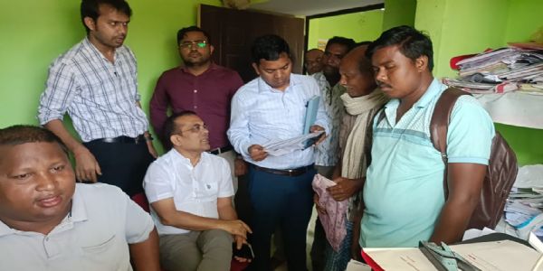 जांजगीर-चांपा : एग्रीस्टैक पंजीयन में आ रही समस्याओं का मौके पर समाधान, किसानों को मिली राहत