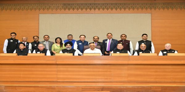 मुख्यमंत्री ने की लायंस क्लब के अंतरराष्ट्रीय प्रतिनिधियों के साथ बैठक