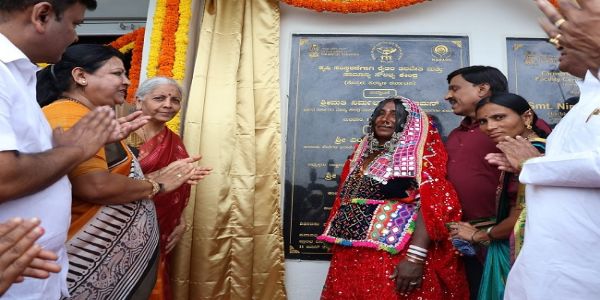 वित्त मंत्री ने कर्नाटक के कोप्पल में किसान प्रशिक्षण एवं कृषि प्रसंस्करण केंद्र का उद्घाटन किया