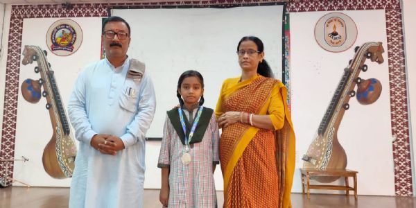 खेल प्रतियोगिता द्वितीय स्थान प्राप्त करने वाली कनक कुमारी को किया सम्मानित