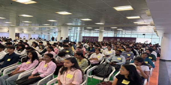 डीयू की वीसीआईएस के लिए 2280 विद्यार्थी शॉर्टलिस्ट