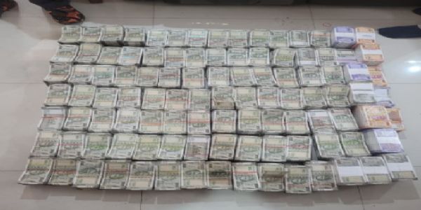 सीबीआई ने एनएचआईडीसीएल के अधिकारी को रिश्वत लेते गिरफ्तार किया