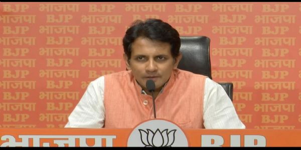 भाजपा के राष्ट्रीय प्रवक्ता तुहीन सिंहा