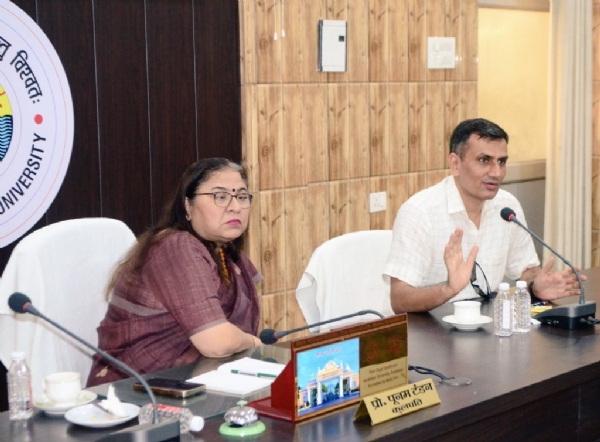 राष्ट्रीय पुस्तक महोत्सव की तैयारियों के दृष्टिगत एनबीटी अधिकारियों के साथ कुलपति ने की समीक्षा बैठक* राष्ट्रीय पुस्तक महोत्सव की तैयारियों के दृष्टिगत एनबीटी अधिकारियों के साथ कुलपति ने की समीक्षा बैठक*