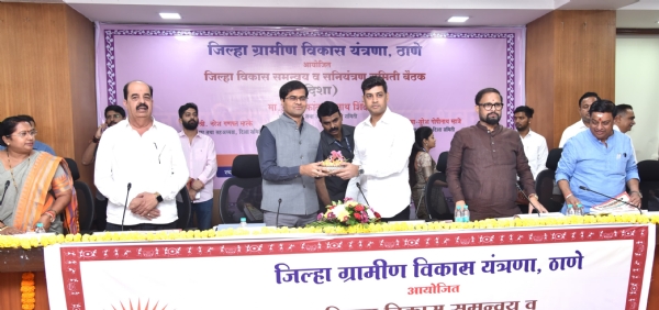 All school,s is Thane should be made smart