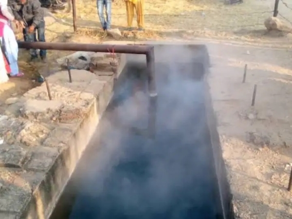 बलरामपुर का तातापानी जहां आस्था और विज्ञान दोनों करते हैं प्रणाम