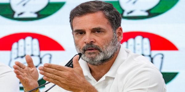 राहुल गांधी