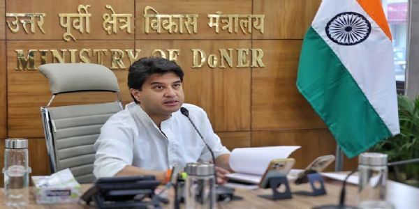 केन्‍द्रीय मंत्री सिंधिया ने गुणवत्ता और संस्कृति पर ध्यान देते हुए समयसीमा पर कार्यपूर्ण करने के दिए निर्देश