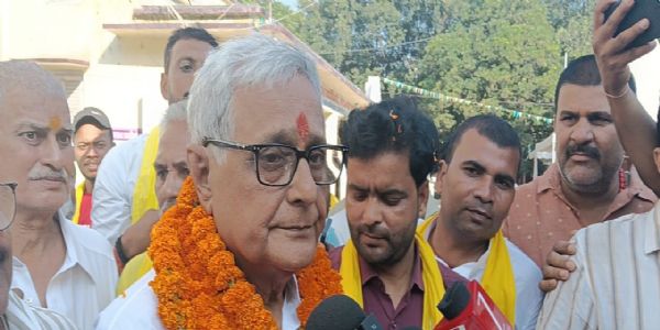 जिले में नामांकन की रफ्तार तेज, अब तक आठ प्रत्याशियों ने भरा पर्चा