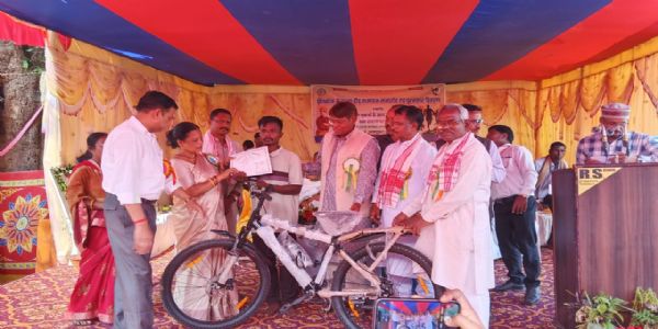 एकता और साहस का प्रतीक है सिंगबोंगा मैराथन दौड़ : अशोक भगत