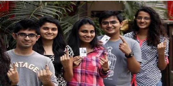 गोपालगंज में युवा मतदाताओं के हाथ में सत्ता की चाभी ! छह विधानसभा में 4 लाख 17 हजार से अधिक युवा तय करेंगे जीत-हार का समीकरण