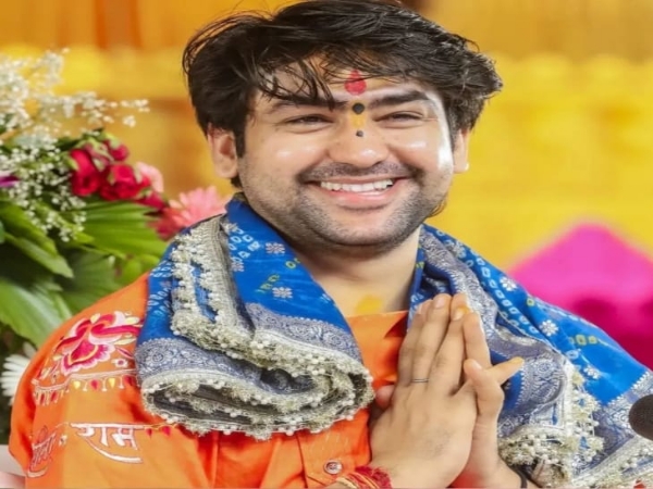 फाईल फोटो धीरेंन्द्र शास्त्री फाईल फोटो धीरेंन्द्र शास्त्री