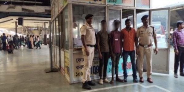 ऑपरेशन ‘नन्हे फ़रिश्ते’ के तहत आरपीएफ ने शालीमार स्टेशन से दो नाबालिगों को बचाया