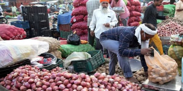 कृषि और ग्रामीण श्रमिकों के महंगाई के लोगो का प्रतीकात्‍मक चित्र
