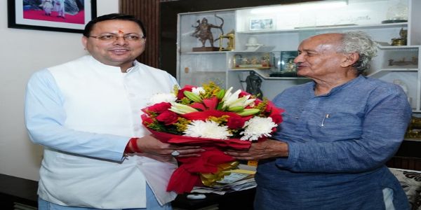 मुख्यमंत्री ने पूर्व राज्यपाल कोशियारी और त्रिवेन्द्र सिंह रावत से की भेंट